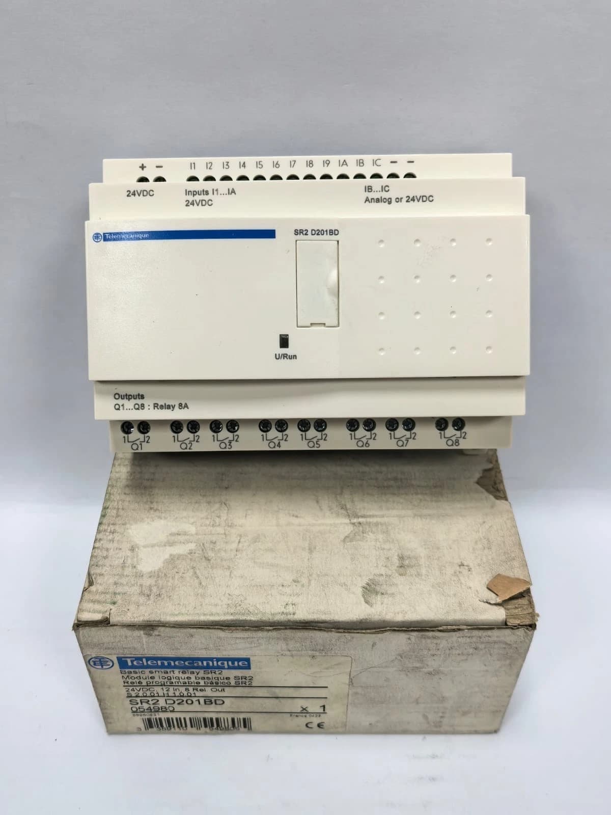 TELEMECANIQUE SR2 D201BD BASIC SMART RELAY